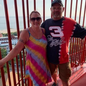 Meet your Posher, Chuck